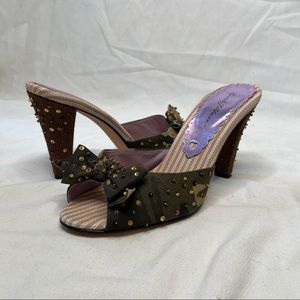 Beverly Feldman Open Toe Heels Slip On Camo Green